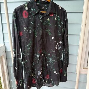 H&M Black Floral Long-Sleeve Shirt with Red & White Blooms